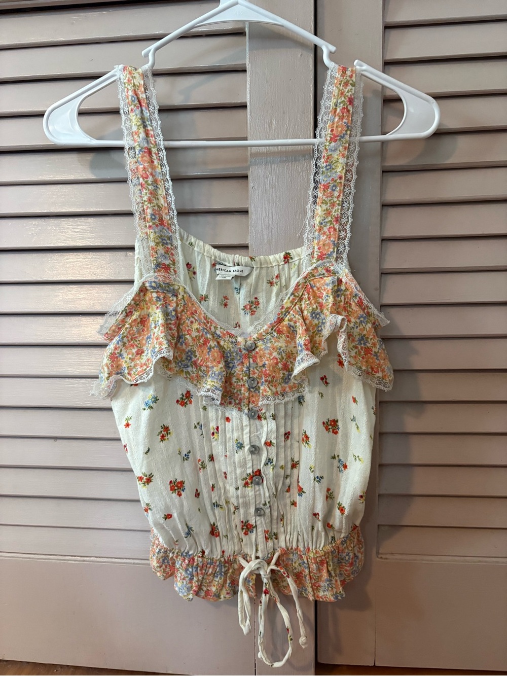 American Eagle Outfitters Cream Floral Ruffle Camisole